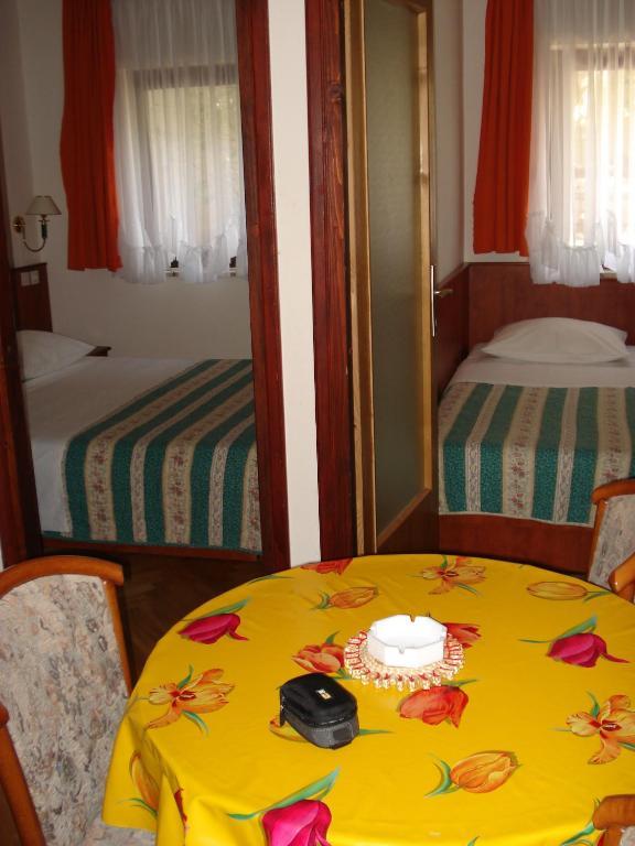 Apartments Mladina Mimice Rom bilde